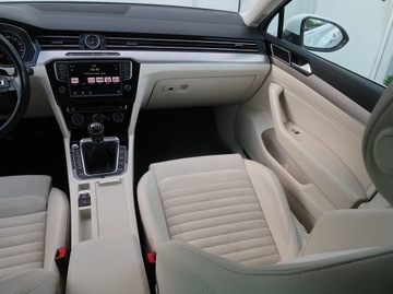 Volkswagen Passat B8 Variant 1.8 TSI BlueMotion Technology 180KM 2016 VW Passat 1.8 TSI, Salon Polska, Serwis ASO, zdjęcie 7