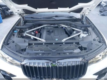 BMW X7 2022 BMW X7 xDrive40i 2022 3.0 Benzyna 335KM, zdjęcie 9