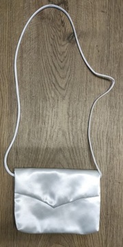 клатч для причастия ИЗ БЛЕСТЯЩЕГО ШЕЛКОВОГО АТЛАСА