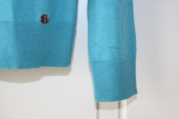 Piękny niebieski sweterek marki SIMPLE C.P.
