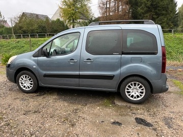 Citroen Berlingo II Combi 1.6 VTI 120KM 2012 Citroen Berlingo klima, zdjęcie 7