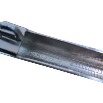 LIŠTA NÁRAZNÍKU PRAVÝ PŘEDNÍ SUZUKI VITARA III CHRÓM 71771-86R