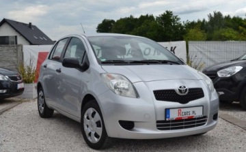 Toyota Yaris II Hatchback 5d 1.3 i VVT-i 86KM 2009
