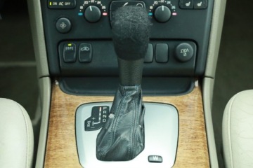 Volvo XC90 I 2.4 D5 163KM 2004 Volvo XC90 D5, 4X4, Automat, Klima, Klimatronic, zdjęcie 15