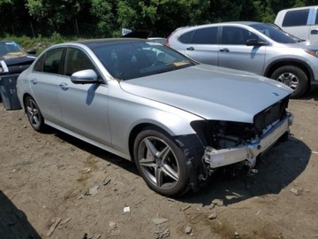 Mercedes Klasa E W213 2019 Mercedes-Benz Klasa E 2019 Mercedes-Benz E-Class E 300 4MATIC Sedan 2.0, zdjęcie 3