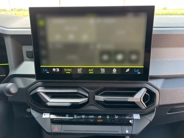 Dacia Bigster 1.2 TCe 140KM 2025 Od ręki - Journey LPG 1.2 mHEV 140KM / Pakiet Parking, Zimowy, zdjęcie 8