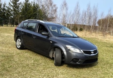 Kia Ceed I SW Facelifting 1.4 DOHC CVVT 90KM 2010 Kia Ceed LPG oryginalny lakier, ZERO KOROZJI, klimatyzacja, 1.4 Benzyna, zdjęcie 3