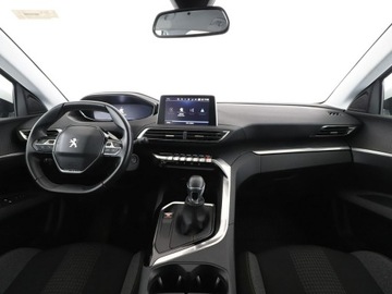 Peugeot 3008 II Crossover 1.5 BlueHDI 130KM 2019 Peugeot 3008 Niski przebieg Virtual Navi Czujniki, zdjęcie 14