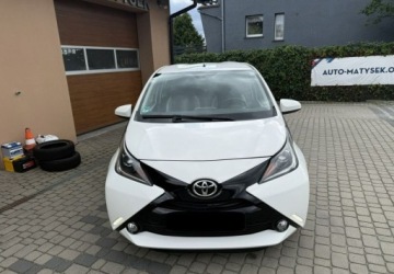 Toyota Aygo II Hatchback 5d 1.0 VVT-i 69KM 2017 Toyota Aygo 1,0 69KM Klimatyzacja Kamera Navi Benzyna 69KM, zdjęcie 11