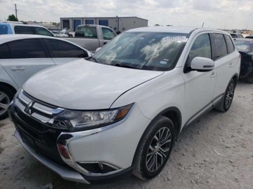 Mitsubishi Outlander III 2016 Mitsubishi Outlander 2016 MITSUBISHI OUTLANDER..., zdjęcie 1