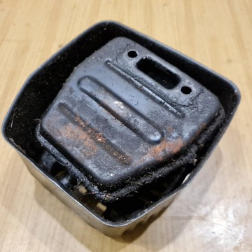 RYOBI RCT2800E ГЛУШИТЕЛЬ ВЫХЛОПА