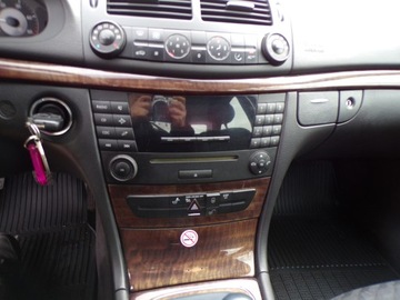 Mercedes Klasa E W211 2004 MERCEDES E-211 2.2 CDI ZAREJESTROWANY, zdjęcie 16