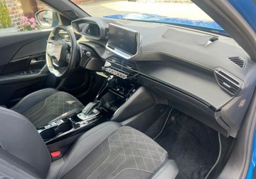 Peugeot 2008 II SUV 1.2 PureTech 130KM 2021 Peugeot 2008 1.2 130 KM LED Nawigacja Kamera Manetki Sensor Radar 1.2 130KM, zdjęcie 11