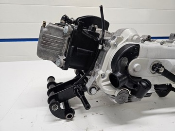 PIAGGIO LIBERTY 50 ZIP 50 4T silnik kompletny