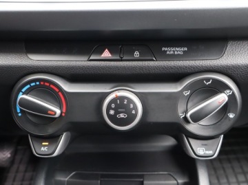 Kia Rio IV Hatchback 5d Facelifting 1.0 T-GDI 100KM 2021 Kia Rio 1.0 T-GDI, Salon Polska, 1. Właściciel, zdjęcie 12