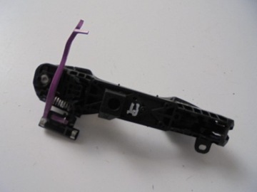 KLIKA DVEŘE PRAVÝ ZADNÍ TOYOTA RAV-4 IV 2013-