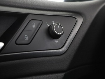 Volkswagen Golf VII GTD Variant Facelifting 2.0 TDI-CR BMT 184KM 2019 Volkswagen Golf DSG full LED navi klima auto, zdjęcie 35