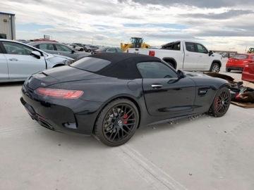 Mercedes AMG GT C190 2018 Mercedes-Benz AMG GT AMG GT C 2018 4.0 Benzyna 469KM, zdjęcie 3
