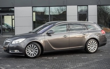 Opel Insignia I Sports Tourer 2.0 CDTI ECOTEC 160KM 2010 Opel Insignia 2.0CDTI 160KM Skora Pdc Alu Gwarancjia 2.0 Diesel 160KM, zdjęcie 6