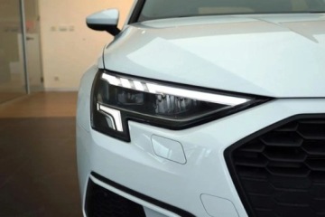 Audi A3 8Y Sportback 1.5 35 TFSI 150KM 2023 AUDI A3 35 TFSI Sportback Hatchback 1.5 150KM 2023, zdjęcie 13