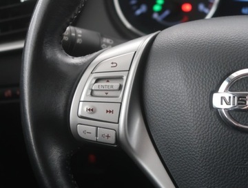 Nissan Qashqai II Crossover 1.2 DIG-T 115KM 2015 Nissan Qashqai 1.2 DIG-T, Salon Polska, zdjęcie 16