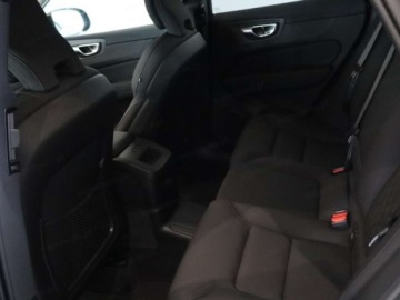 Volvo XC60 II Crossover Plug-in Facelifting 2025 2.0 T8 Plug-in hybrid 455KM 2026 VOLVO XC60 T8 Plug-In Hybrid AWD Ultra Dark Suv 2.0 (455KM) 2026, zdjęcie 16