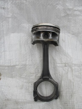 MERCEDES C- W204 W205 W212 TŁOK KORBOWÓD 1.6 CGI