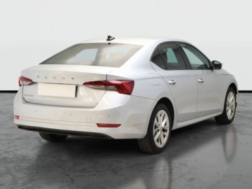 Skoda Octavia IV Liftback 2.0 TDI 115KM 2021 Skoda Octavia 2.0 TDI, Salon Polska, zdjęcie 4