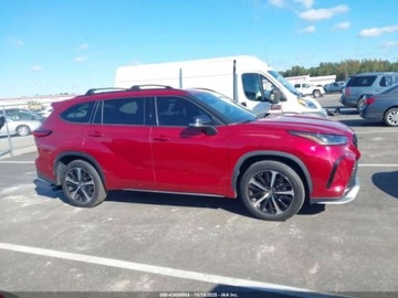 Toyota Highlander III 2022 Toyota Highlander xse, 2022r., 4x4, 3.5L 3.5 Benzyna 295KM, zdjęcie 4