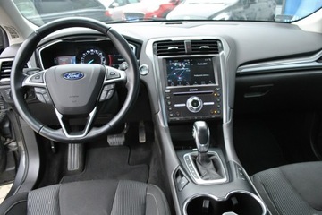 Ford Mondeo V Sedan Facelifting 2.0 Hybrid 187KM 2020 Ford Mondeo Titanium 2,0Hybrid 187KM eCVT, zdjęcie 8