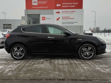 Alfa Romeo Giulietta Nuova II Hatchback 5d Facelifting 1.4 TB 16v Mair 170KM 2016 Alfa Romeo Giulietta Alfa Romeo Giulietta 1.4 Exclusive M-air 170KM FV23,, zdjęcie 5