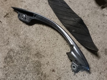 Suzuki Burgman 400 2003 — Подножка, платформа, плуг, резина, комплект