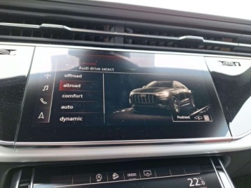 Audi Q8 SUV 3.0 45 TDI 231KM 2022 Audi Q8 Sline Exterieur, Sline Interieur, HD Matrix LED, Ambiente 3.0 231KM, zdjęcie 27