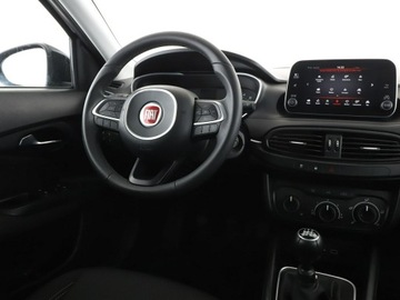Fiat Tipo II Station Wagon 1.4 95KM 2018 Fiat Tipo navi kamera klima tempomat, zdjęcie 15