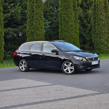 Peugeot 308 II SW Facelifting 1.2 PureTech 130KM 2019 Peugeot 308 T9 1.2 Benzyna PureTech 130 S&amp;S, zdjęcie 9