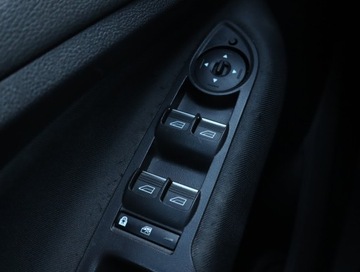 Ford C-MAX II Grand C-MAX Facelifting 1.0 EcoBoost 125KM 2016 Ford C-Max 1.0 EcoBoost, Navi, Klima, Klimatronic, zdjęcie 21