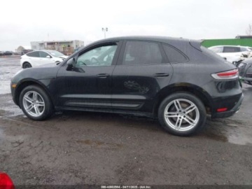 Porsche Macan 2023 Porsche Macan 2023 PORSCHE MACAN T 2.0 Benzyna 261KM, zdjęcie 3