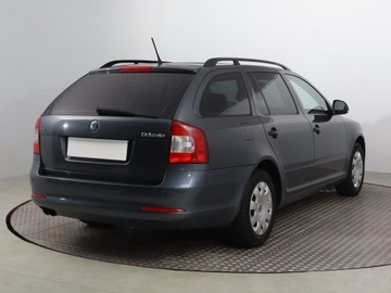 Skoda Octavia II Kombi 1.4 TSI 122KM 2011 Skoda Octavia 1.4 TSI, Salon Polska, Serwis ASO, zdjęcie 4