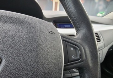 Renault Laguna III Hatchback 2.0 16v 140KM 2009 Renault Laguna 2,0 Benzyna - Bezwypadkowa - Zarejestrowana 2.0 Benzyna, zdjęcie 9