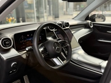 Mercedes GLC C254/X254 SUV 2.0 200 MHEV 204KM 2024 Mercedes-Benz GLC 200 4Matic AMG Line Digital Light Panorama FV23 salon Po, zdjęcie 9