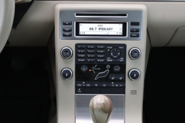 Volvo V70 III Kombi 2.0 145KM 2008 Volvo V70 2.0, GAZ, Xenon, Klima, Klimatronic, zdjęcie 12