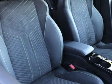 Peugeot 208 II 2025 Od ręki - GT e-DCS6 1.2 mHEV 110KM / dach panoramiczny, zdjęcie 6