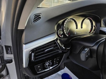 BMW Seria 5 G30-G31 Touring 520d 190KM 2019 BMW 5 Touring (G31) 2.0l diesel 190KM * Bezwypadkowy * Serwisowany, zdjęcie 6