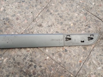 8200574617 LIŠTA DVEŘE PRAVÝ PŘEDNÍ RENAULT MEGANE II