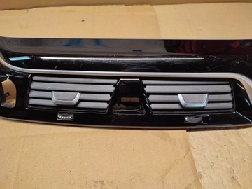 ДЕКОРАТИВНАЯ ПЛАНКА НА БОРТУ BMW 5 G30 G31