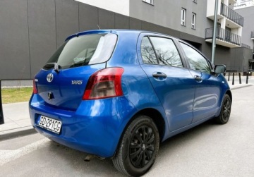 Toyota Yaris II Hatchback 5d 1.0 VVT-i 69KM 2007 Toyota Yaris Salon PL Klima Super stan Polska Warszawa Benzyna 69KM, zdjęcie 2