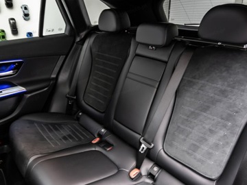 Mercedes GLC C254/X254 2025 MERCEDES-BENZ GLC 200 d 4-Matic AMG Line 2.0 163KM 2025, zdjęcie 12
