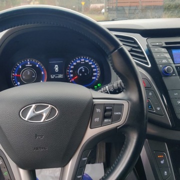 Hyundai i40 Kombi 1.7 CRDi HIGH 136KM 2015 Hyundai i40 Hyundai i40 1.7 CRDI Jeden Wlasciciel Niski Przebieg LED, zdjęcie 28