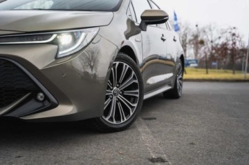 Toyota Corolla XII TS Kombi 1.8 Hybrid 122KM 2019 Toyota Corolla 1.8 Hybrid, Salon Polska, zdjęcie 9