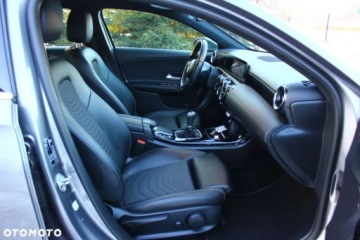 Mercedes Klasa A W177/V177 Hatchback 1.3 160 109KM 2020 Mercedes-Benz Klasa A Mercedes-Benz Klasa A 160 Style 1.3 Benzyna 109KM, zdjęcie 36